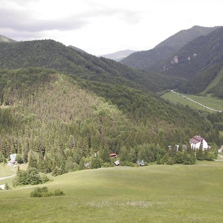 Hotel Smrecina Low Tatras Екстериор снимка